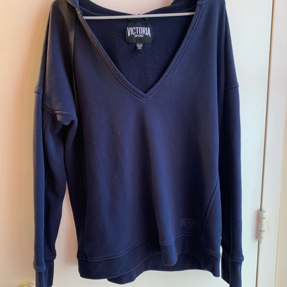 Victoria Sport V-Neck Navy Pullover